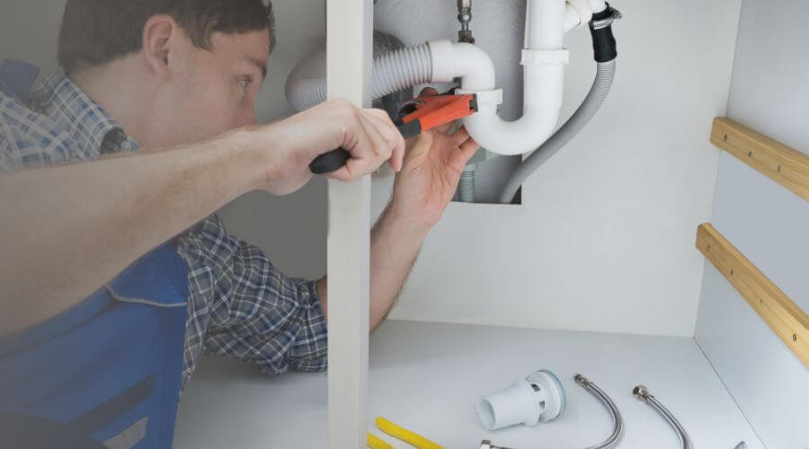 Professional emergency plumbing in Lewis, IN